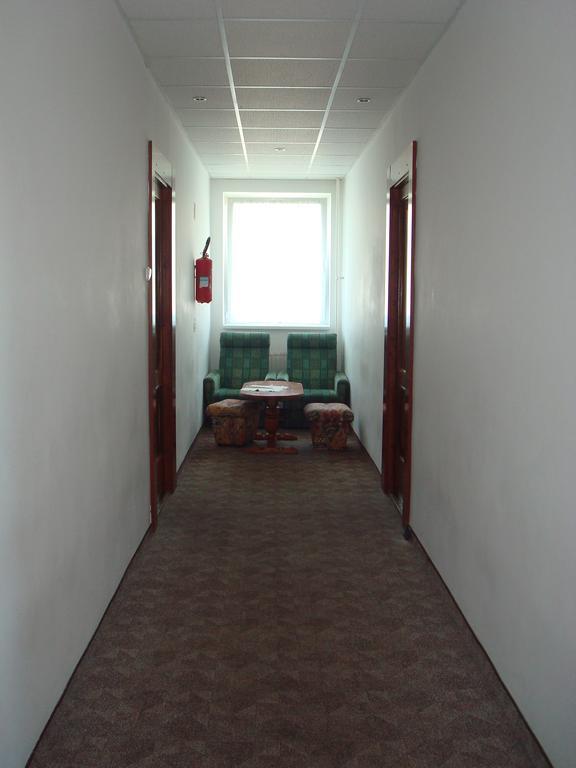 Hotel Termal Tiszaújváros Værelse billede